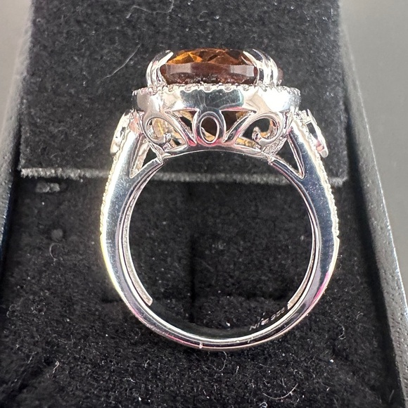 Citrine & CZ set in sterling silver fashion ring! - Picture 7 of 13